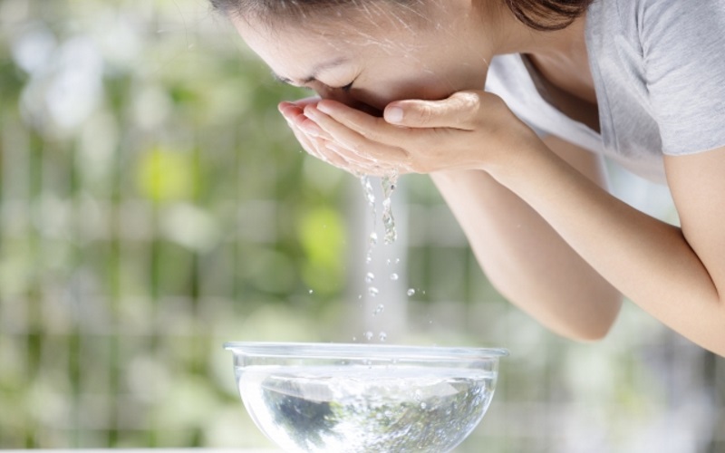 30代アラサー女性の正しい洗顔方法とおすすめ洗顔料をご紹介