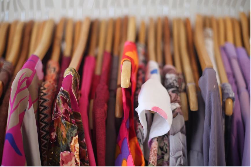 痛いおばさん 服装